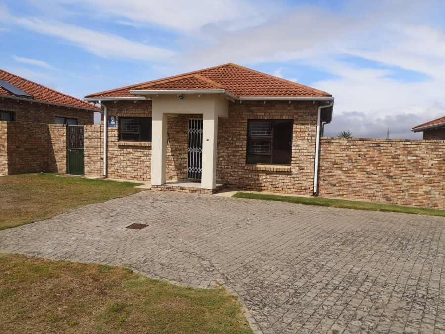 2 Bedroom Property for Sale in Campher Park Eastern Cape